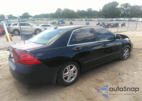 2007 Honda Accord 2.4 Ex z USA, uszkodzony, nr VIN 1HGCM56867A192087